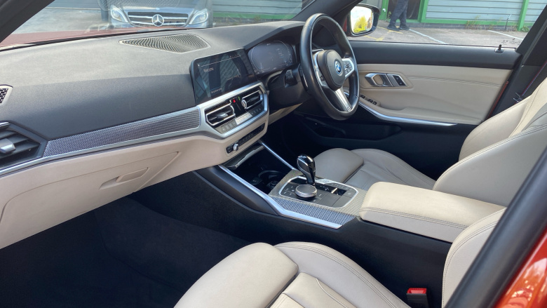 BMW 3 Series 330e M Sport 4dr Step Auto Saloon